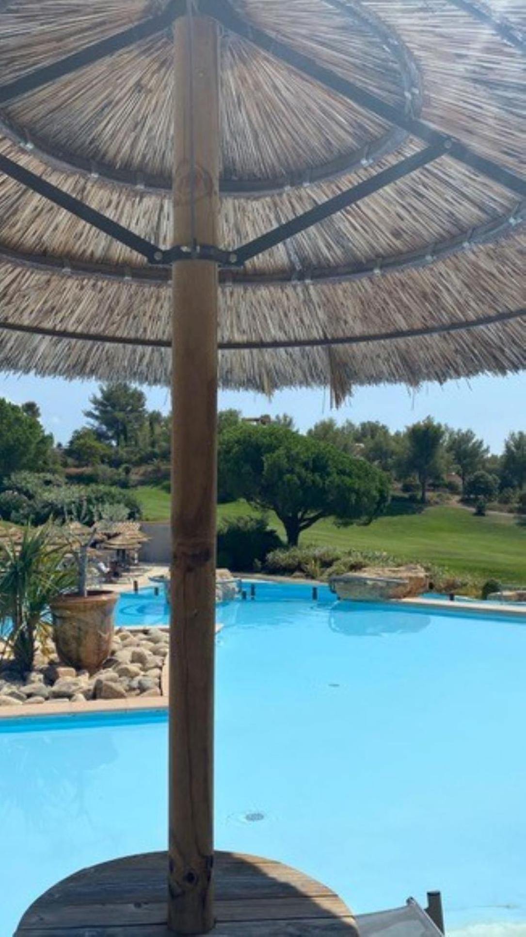 Villa Dans Cadre D'Exception - Golf, Piscine Et Tennis Prive Сен-Сір-сюр-Мер Екстер'єр фото